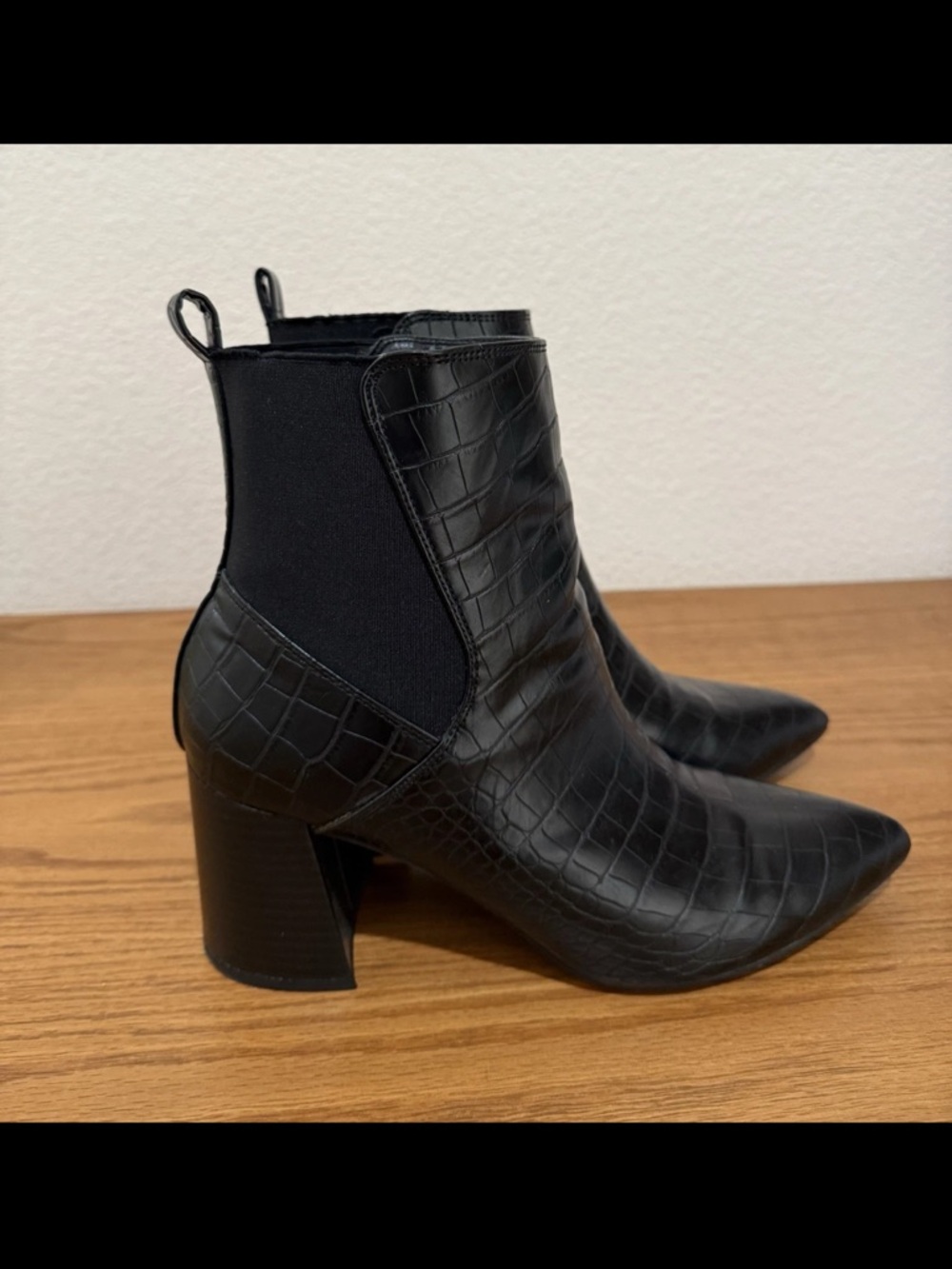 London rebel faux leather booties